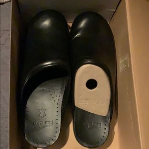 Dansko Nursing shoes